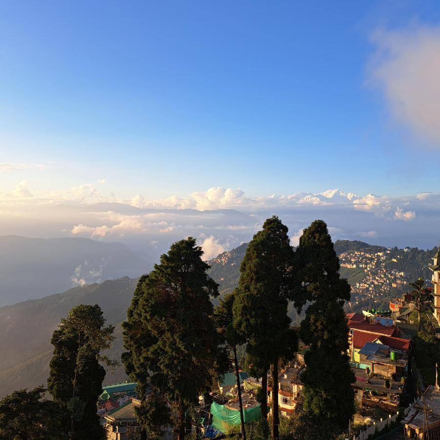 Darjeeling Heights - A Boutique Mountain View Homestay Εξωτερικό φωτογραφία