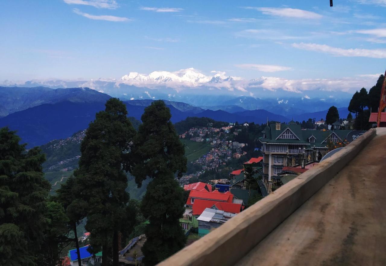 Darjeeling Heights - A Boutique Mountain View Homestay Εξωτερικό φωτογραφία